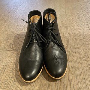 Clarks Women's Phenia Carnaby Lace-Up Booties 9